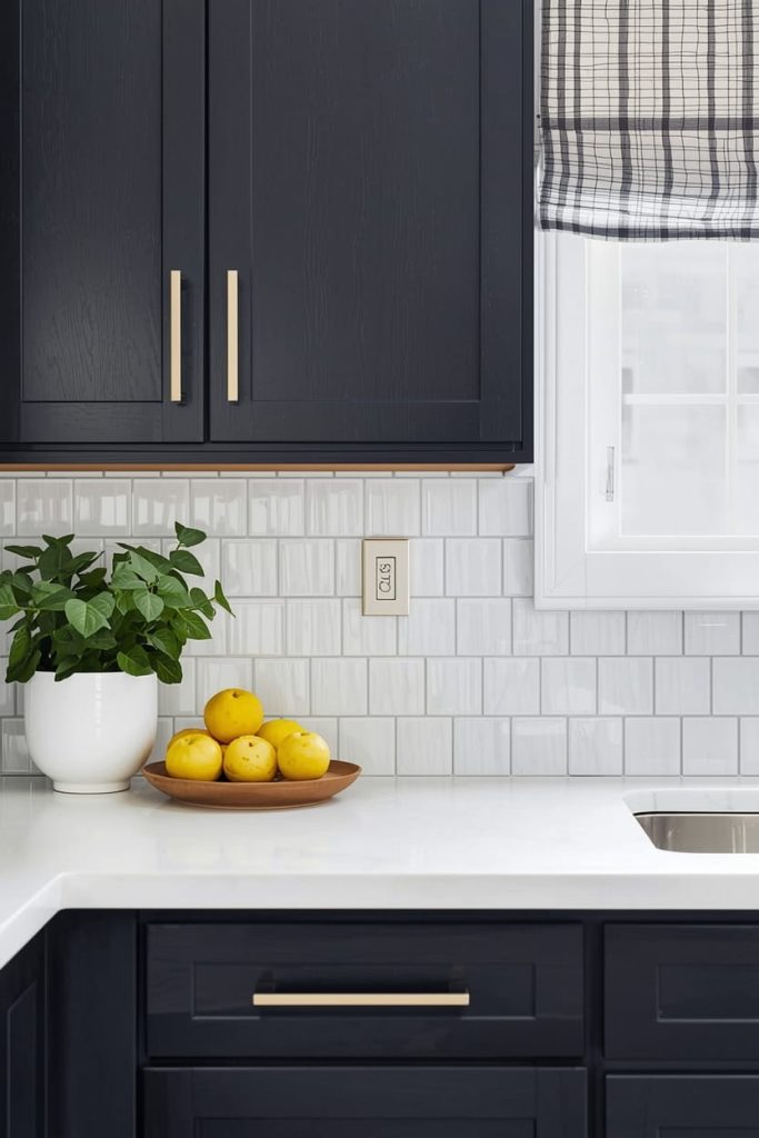 Light Backsplash With Dark Cabinets (Bright Without Being Stark)